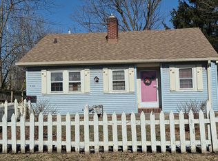 6214 E 10th St, Indianapolis, IN 46219