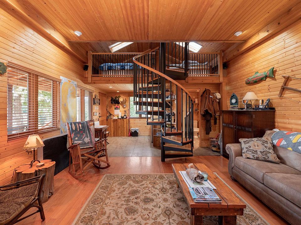 1st image of 9305 Stephens Way