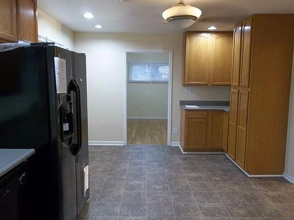 4th image of 126 Leimaur Dr