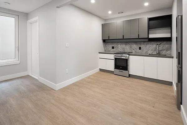 Rented by Cityside Rentals Corp | media 2