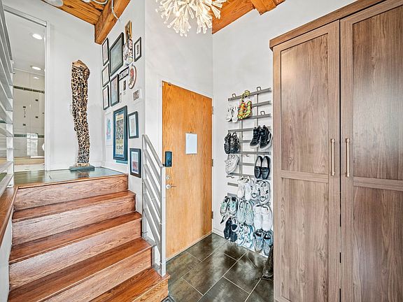 3rd image of 2222 N Racine Ave APT 13