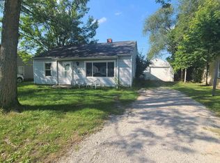 4327 Standish Dr, Fort Wayne, IN 46806