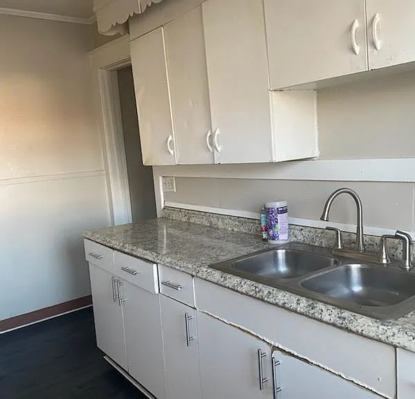 230 Pullman Ave #1 — Photo 9