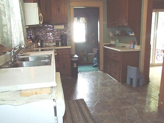 2nd image of 515 Ontario St