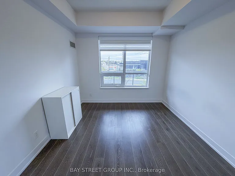 7 Kenaston Gdns #119 — Photo 11