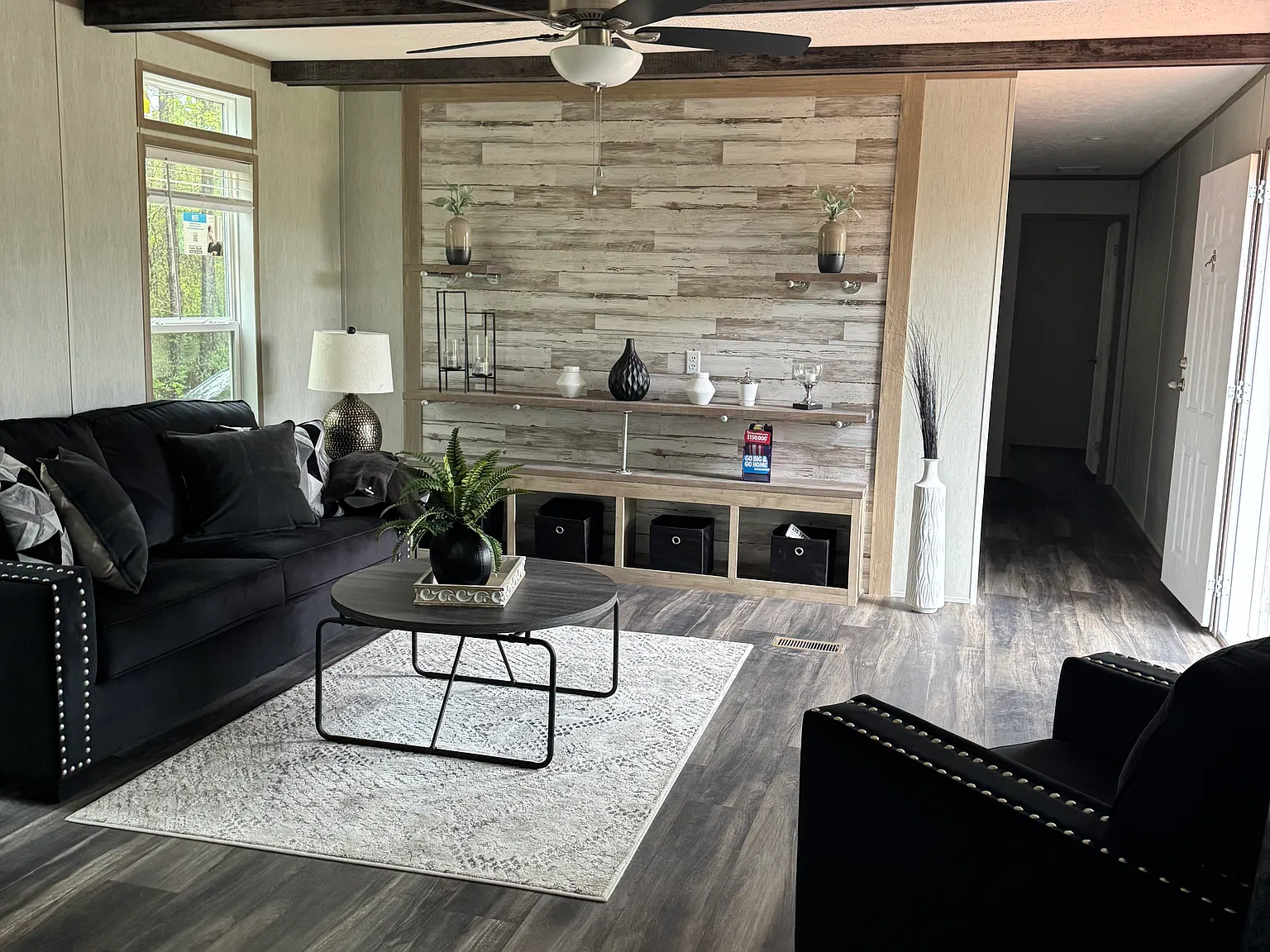 15940 Avilla Rd — Photo 3