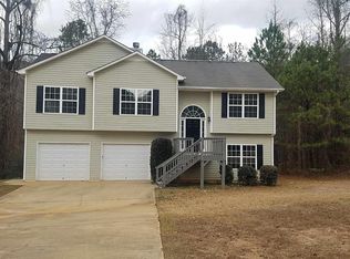 105 Corn Crib Ct, Newnan, GA 30263