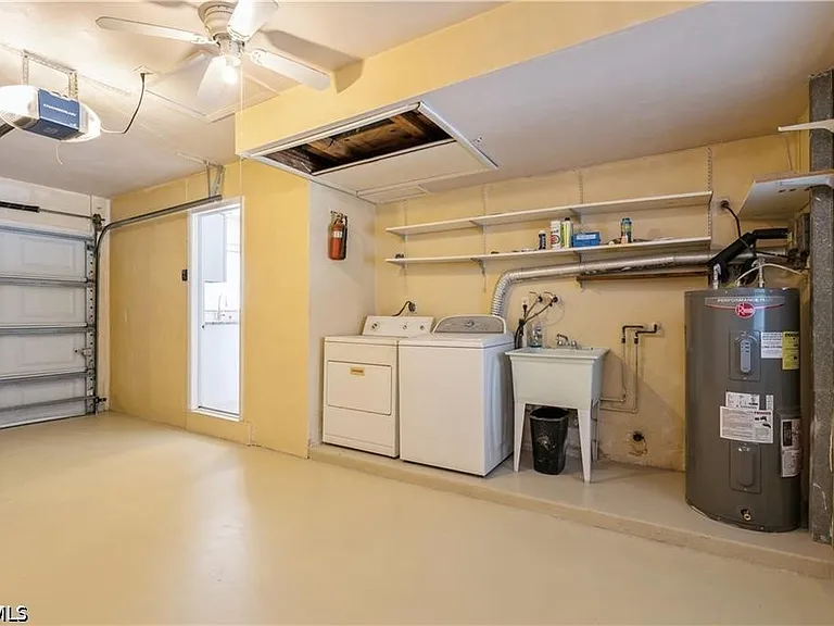 1453 Venetian Ct — Photo 20
