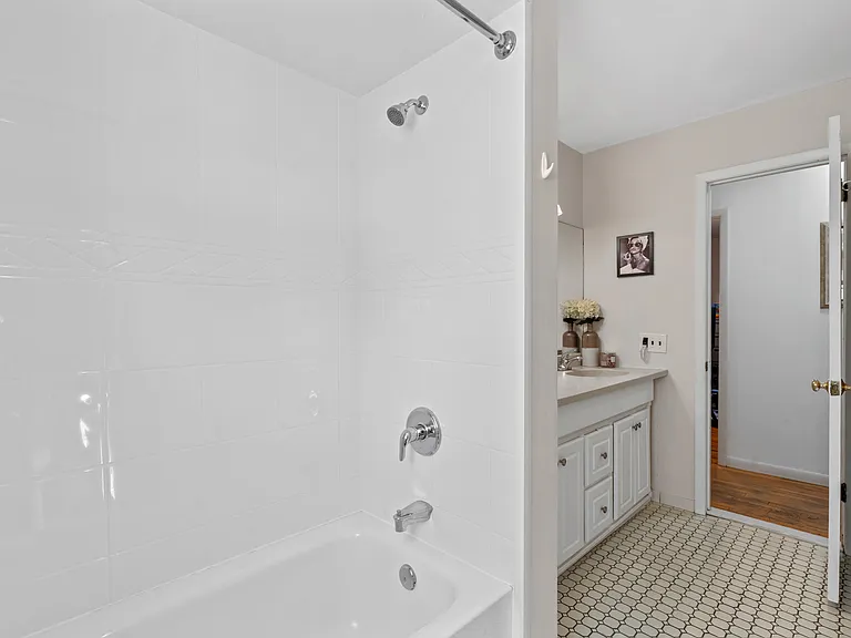 65 Miller Ave #1 — Photo 13