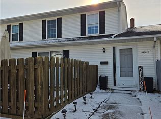 8104 Puritan Dr #52-C, Mentor, OH 44060