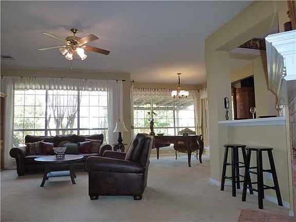 3rd image of 19212 Ventana Ct