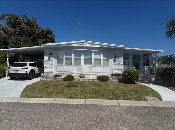 521 Lotus Blossom Dr, Venice, FL 34293