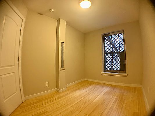 5th image of 80 Fort Washington Ave APT 20W