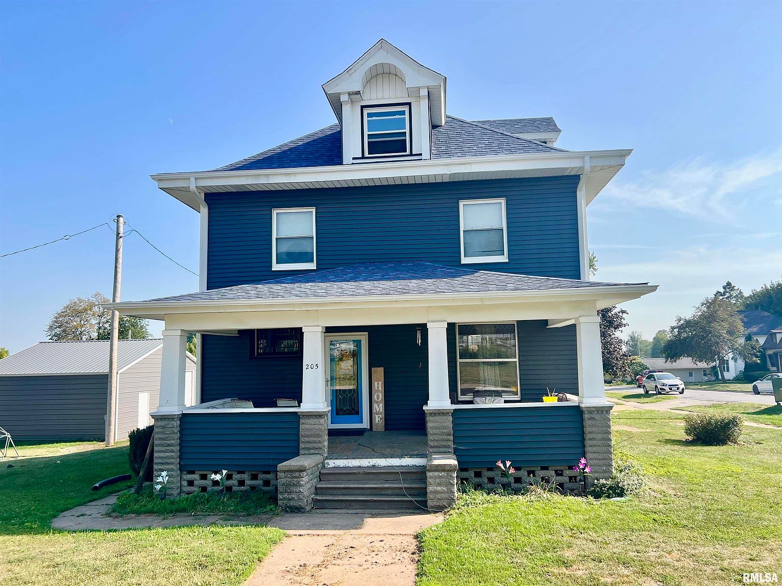 205 8th St, Lowden, IA 52255 MLS QC4245856 Zillow