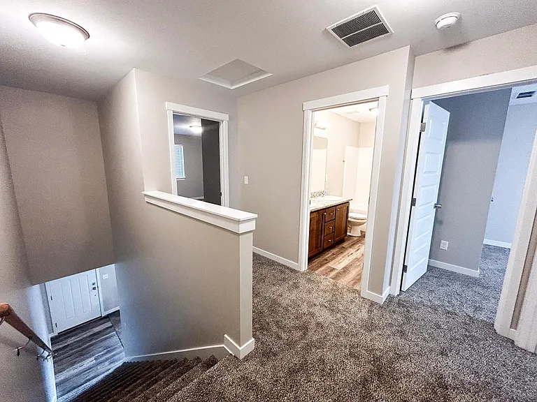 190 Margette Way — Photo 20