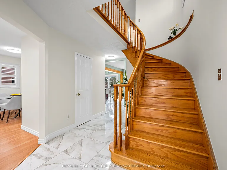 3118 Shadetree Dr — Photo 6