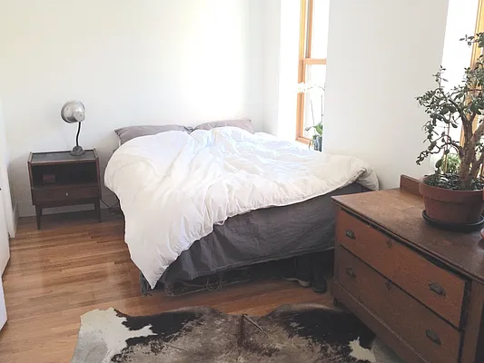 Rented by Compass | media 13