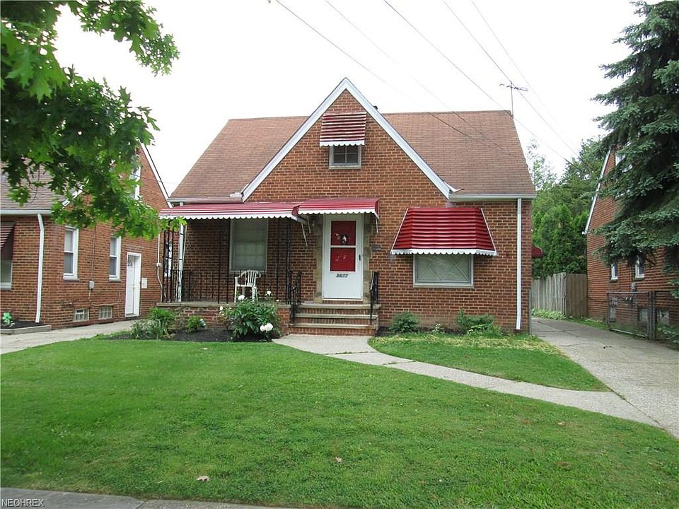 1st image of 3677 W 116th St