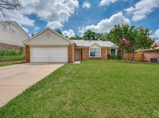 304 Mack Dr, Denton, TX 76209