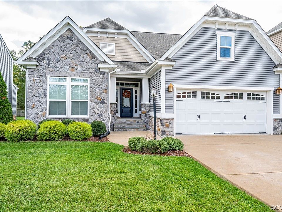 1st image of 10829 Providence Woods Ln