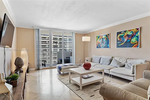 5825 Collins Ave #9C Photo 1 5825 Collins Ave #9C Photo 1