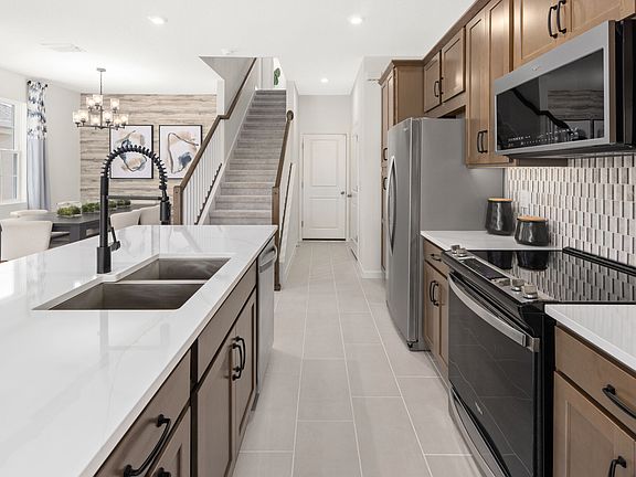 MODEL PHOTOGRAPHY - Kitchen