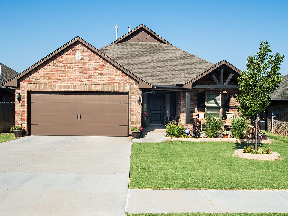 1st image of 7705 Meadow Lake Dr