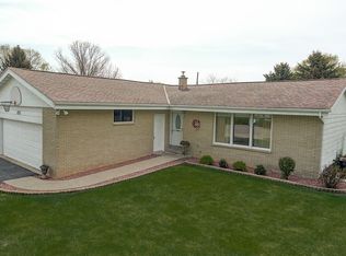 403 Meadow Park Dr, Horicon, WI 53032