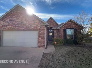1032 NW 191st St, Edmond, OK 73012
