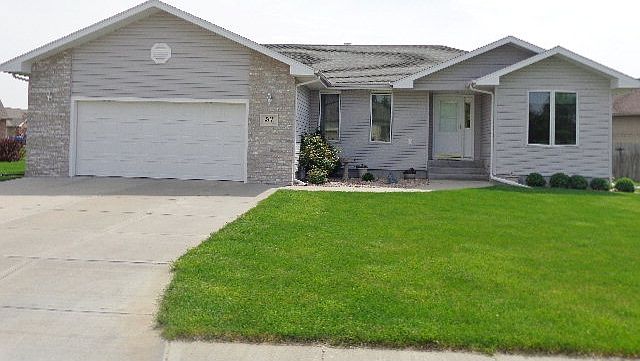 1st image of 3117 Laramie Dr