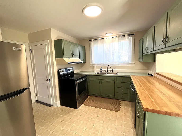 201 N American Ave — Photo 17