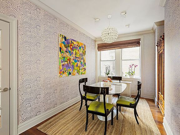 4th image of 505 W End Ave