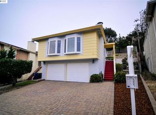 1394 Skyline Dr, Daly City, CA 94015