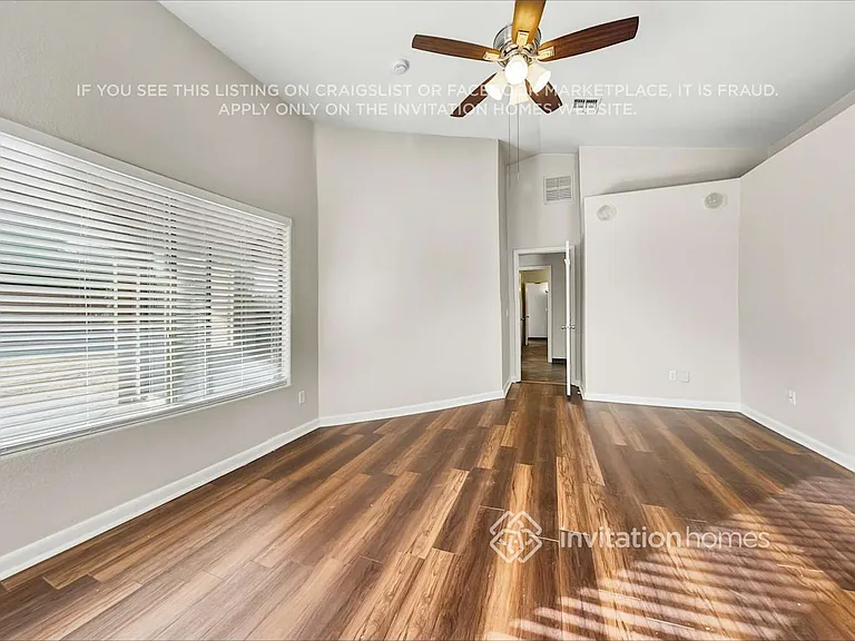 3042 S 64th Ave — Photo 9