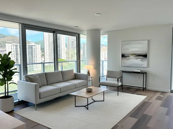 1515 Liona St #1211, Honolulu, HI 96814