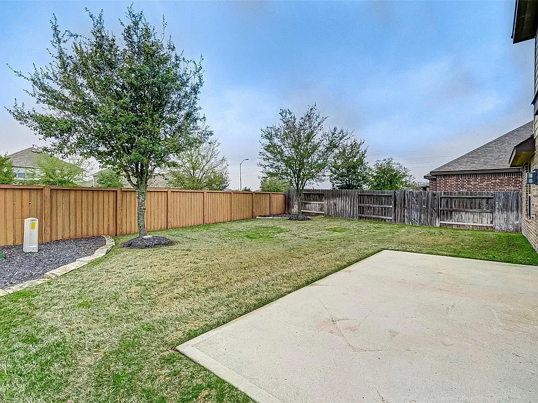 4814 Sequoia Park Ln — Photo 42