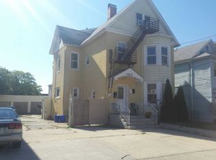 131 Gordon St, Perth Amboy, NJ 08861