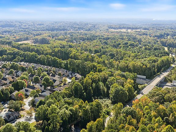5th image of 0 Flowery Branch Rd