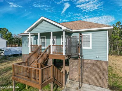 378 Woodman Ave, Pass Christian, MS, 39571