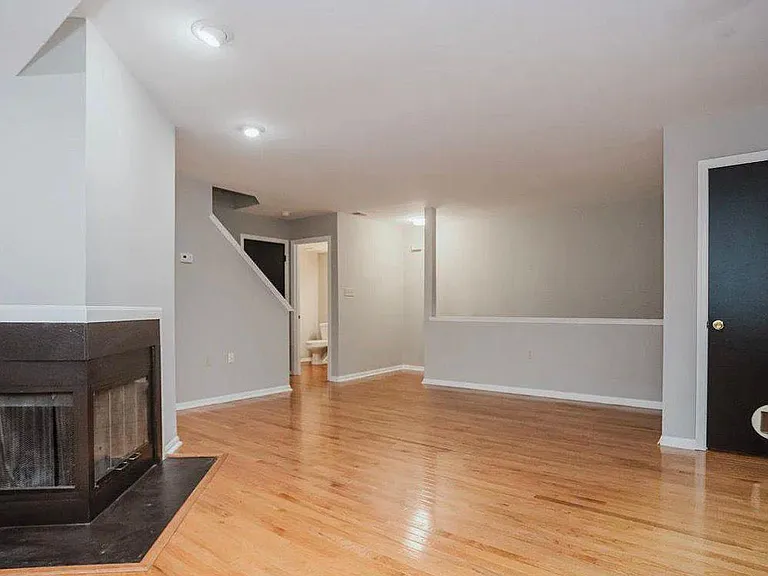 2623 N Everly Dr — Photo 2