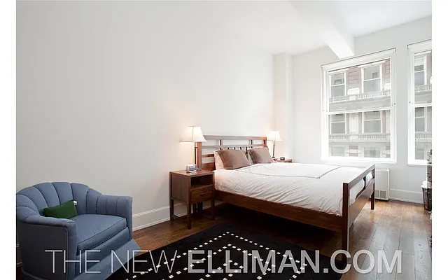 Rented by Douglas Elliman | media 23