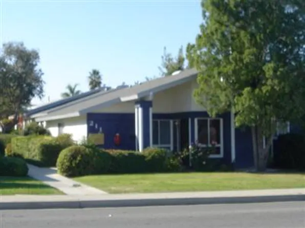 211 S 10th St APT C, Taft, CA 93268