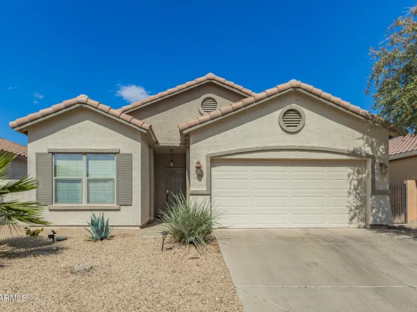 112 W SADDLE Way, San Tan Valley, AZ 85143