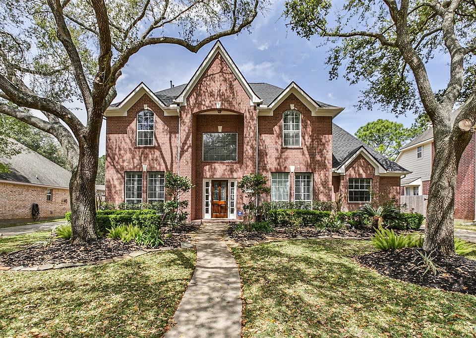 1st image of 22810 Mountain Creek Ct