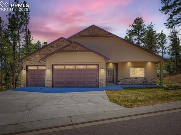 1279 Firestone Dr, Woodland Park, CO 80863