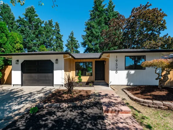 19578 Goose Lake Dr NE, Aurora, OR 97002