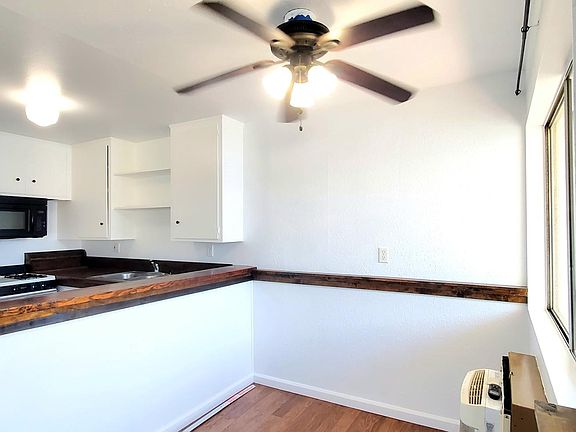 4th image of 655 Glenfinnan Ave