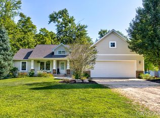 4523 34th St, Zeeland, MI 49464
