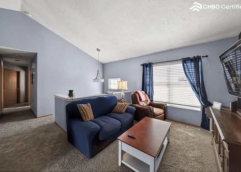 16450 Patrick Ave — Photo 3