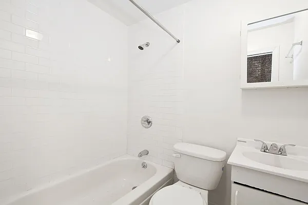 Rented by Zumper Inc | media 17